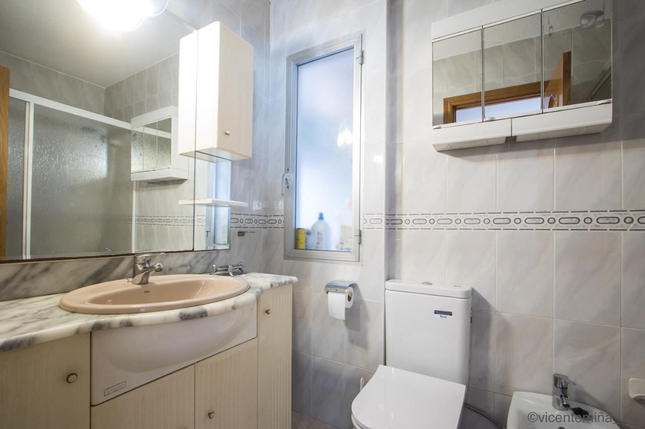 Beach, City Center And Entertainment 2 Аликанте Экстерьер фото